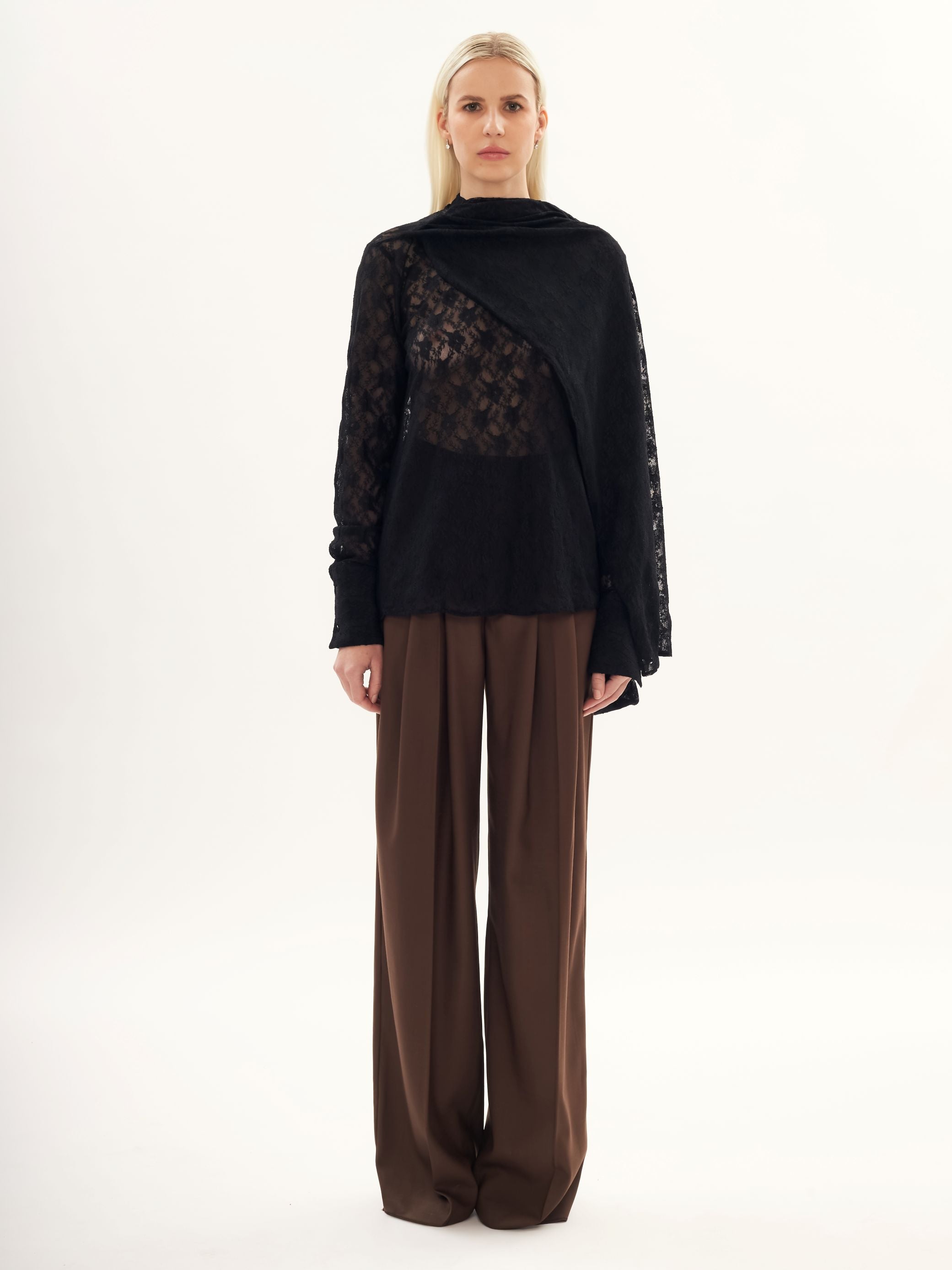 Pizzo Scarf Blouse in Black