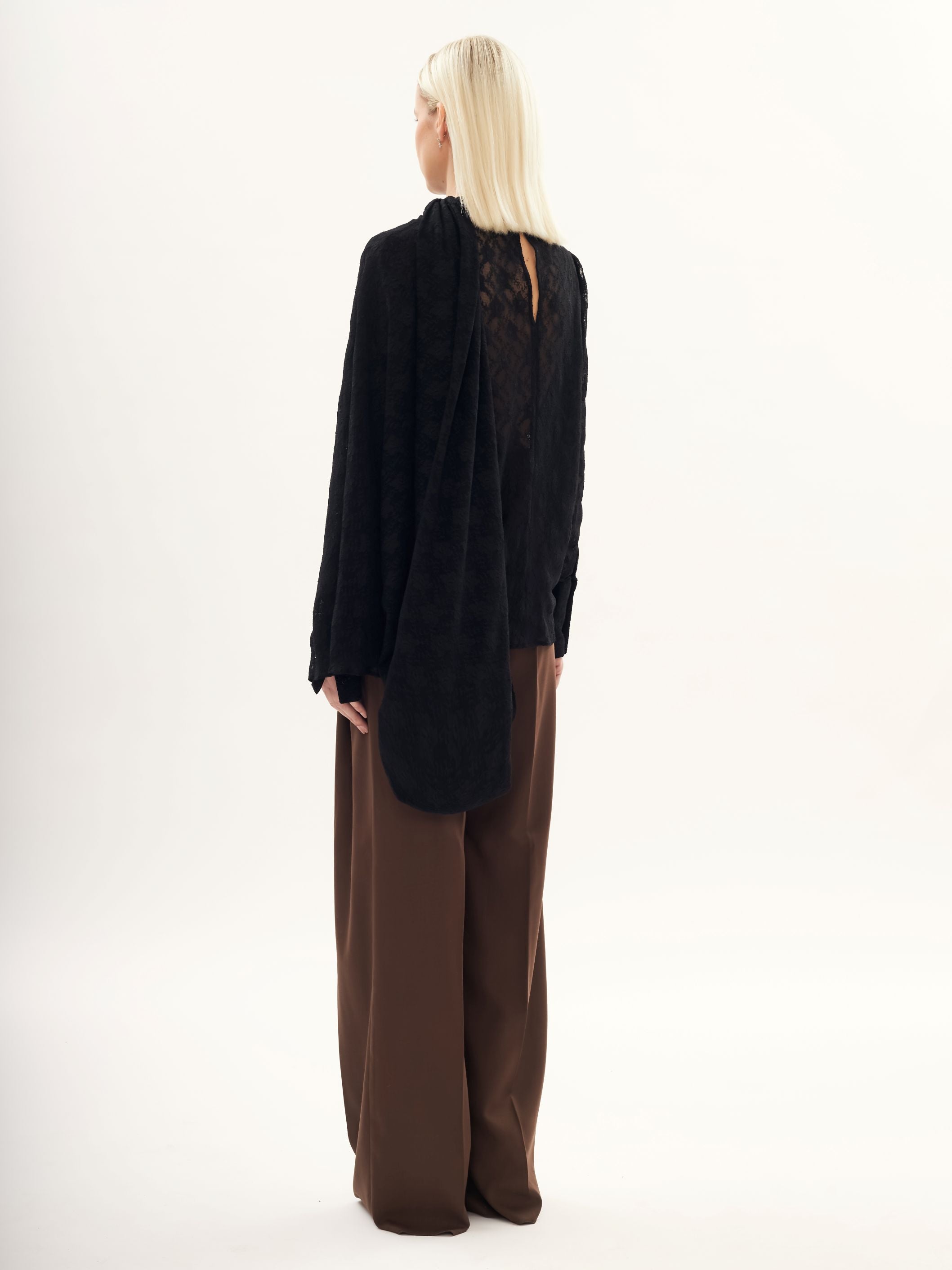 Pizzo Scarf Blouse in Black